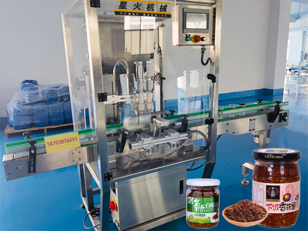 自动化香菇酱灌装机设备车间实拍