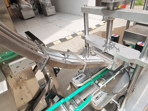 郑州辣椒酱灌装机